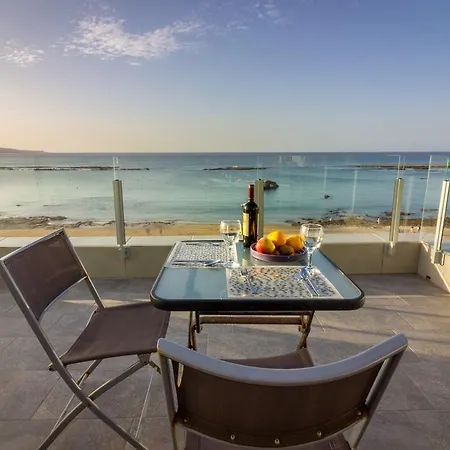 아파트 Living Canteras Homes - Front-line 라스팔마스